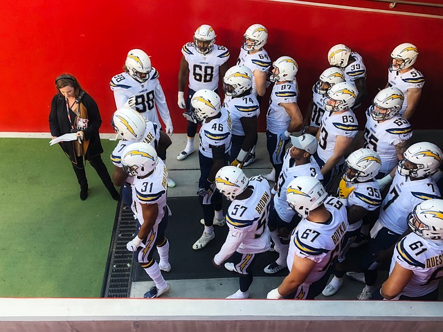 次失败中隐 次失败中隐